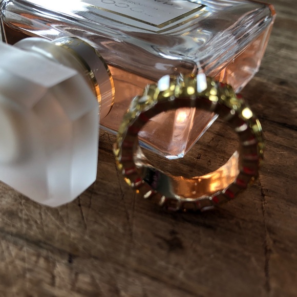 BaubleBar Yellow Rhinestone Ring size 9 - Picture 3 of 3